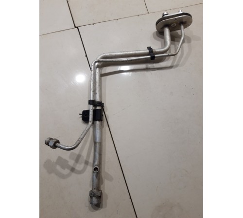 Трубки отопителя печки.