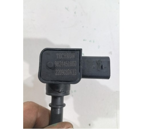 Датчик давления вакуумного усилителя тормозов