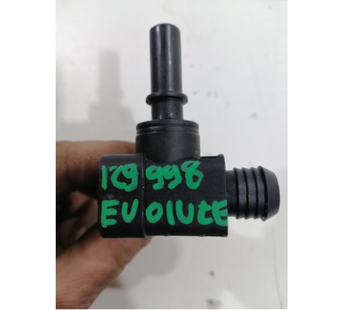 Датчик давления вакуумного усилителя тормозов