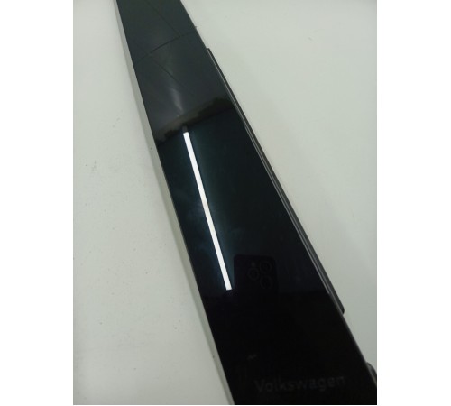 Накладка молдинг двери передний правый