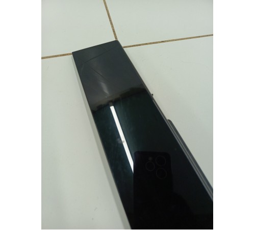 Накладка молдинг двери передний правый