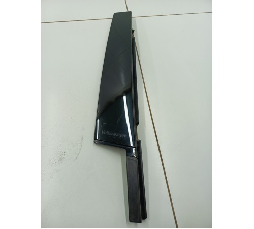 Накладка молдинг двери передний правый