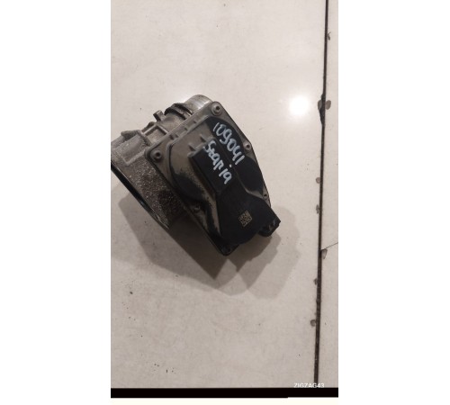 Дроссельная заслонка