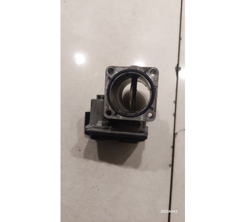 Дроссельная заслонка