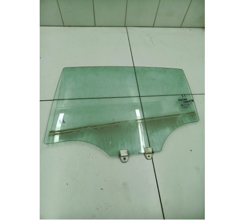 Стекло двери заднее левое