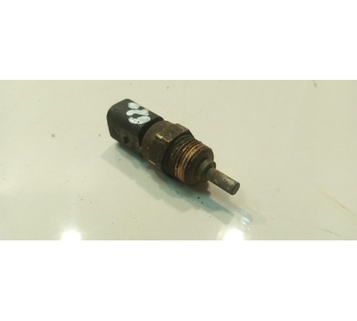 Датчик температуры охлаждающей жидкости