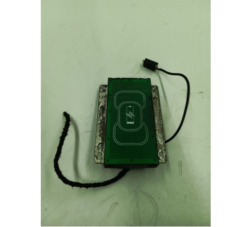 Блок беспроводной зарядки (док-станция)