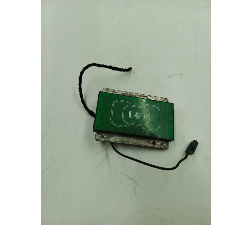 Блок беспроводной зарядки (док-станция)