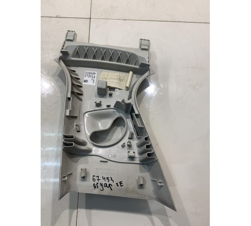 Обшивка стойки (верхняя, правая)