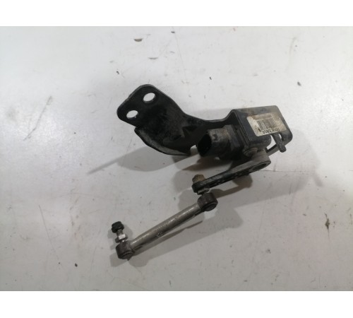 Датчик положения кузова задний левый