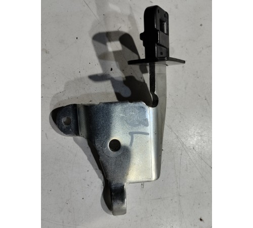 Кронштейн(крепление) кузова левый