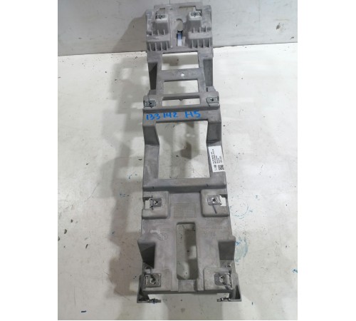 Кронштейн центральной консоли