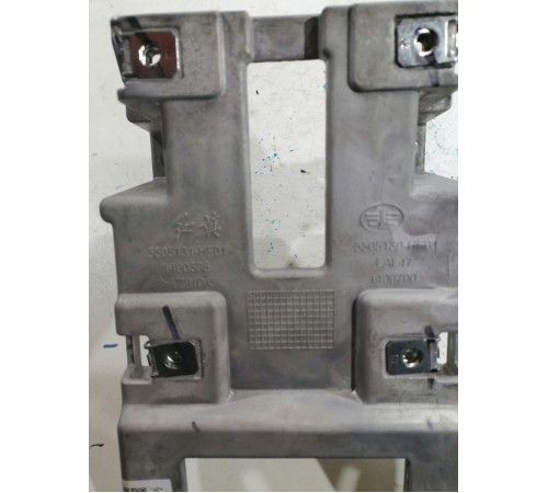 Кронштейн центральной консоли