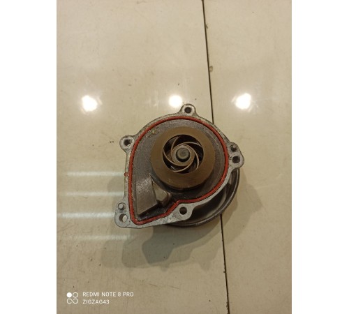 Помпа(насос водяной)