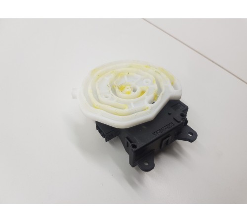 Моторчик привода заслонок отопителя