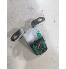 Петля двери задняя левая нижняя