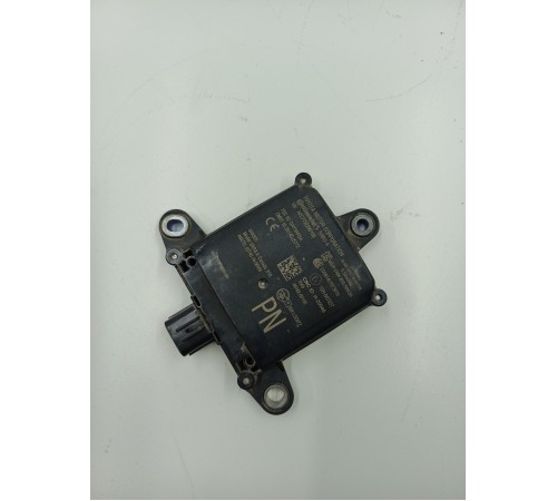 Датчик слепых зон задний левый