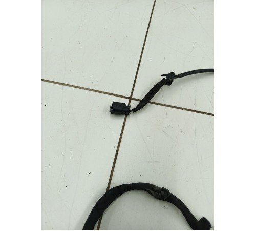 Электропроводка форсунок омывателя лобового стекла