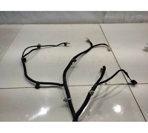 Электропроводка двери (задняя, правая)