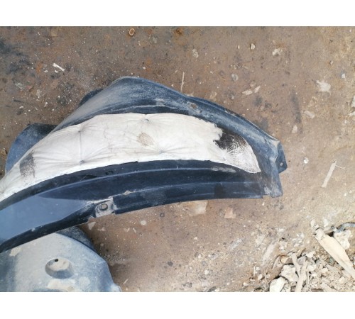 Подкрылок локер передний левый