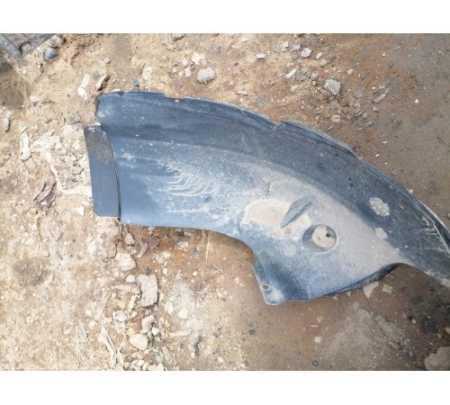 Подкрылок локер передний левый