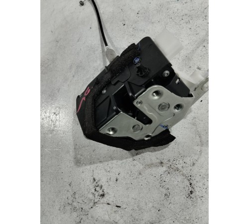 Замок двери задний левый