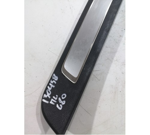 Накладка порога,передняя левая