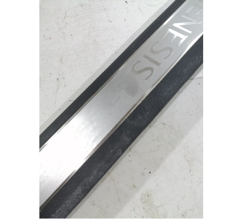 Накладка порога,передняя левая