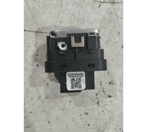 Кнопка стеклоподъемника (задняя правая)