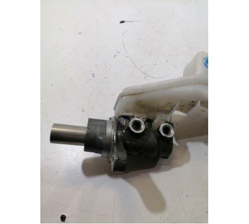 Главный тормозной цилиндр