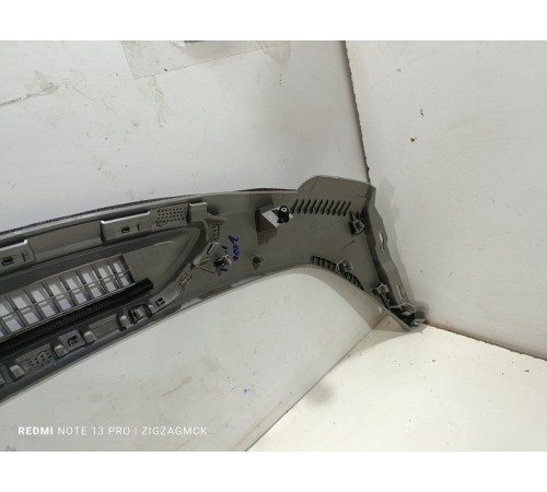 Накладка торпедо под лобовое стекло