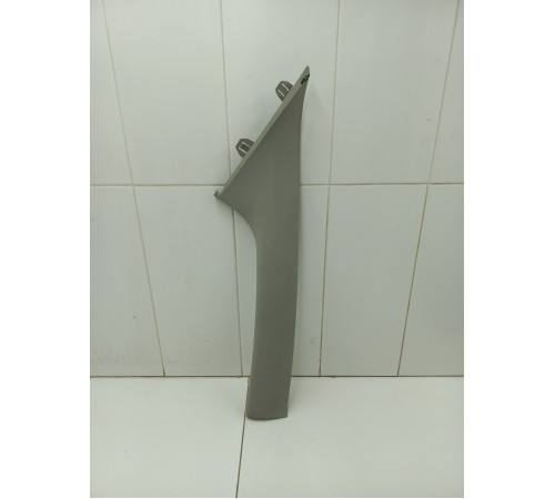 Обшивка стойки лобового стекла правая