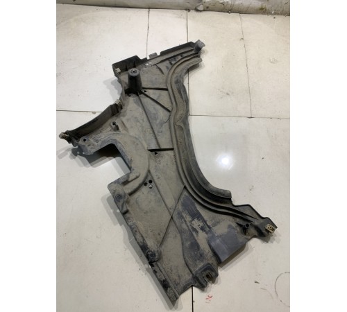 Защита топливного бака левая