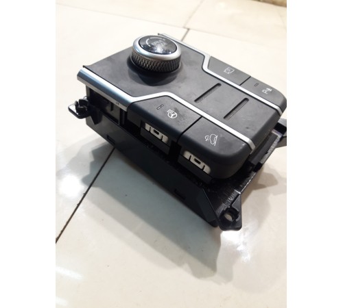 Блок кнопок центральной консоли