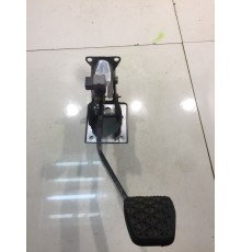 Педаль тормоза