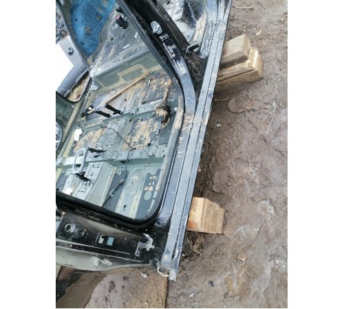 Порог левый с центральной стойкой