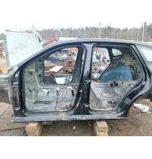 Порог левый с центральной стойкой