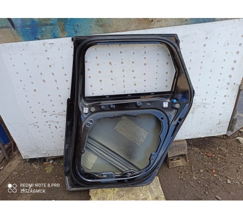 Дверь задняя правая