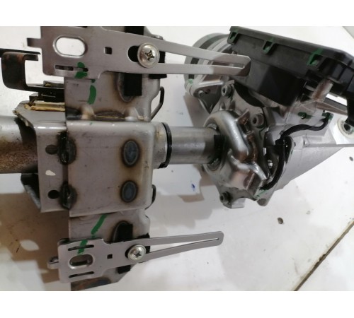 Электроусилитель руля (ЭУР) в сборе