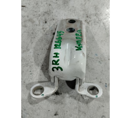 Петля двери задняя правая нижняя