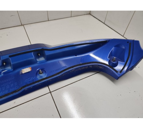 Спойлер крышки багажника