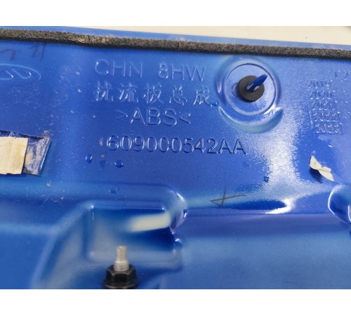 Спойлер крышки багажника