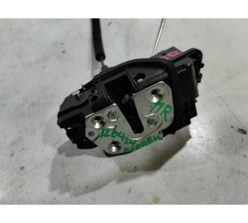 Замок двери передний правый