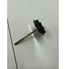 Болт крепления запасного колеса