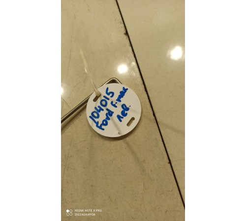 Крючок замка двери левый