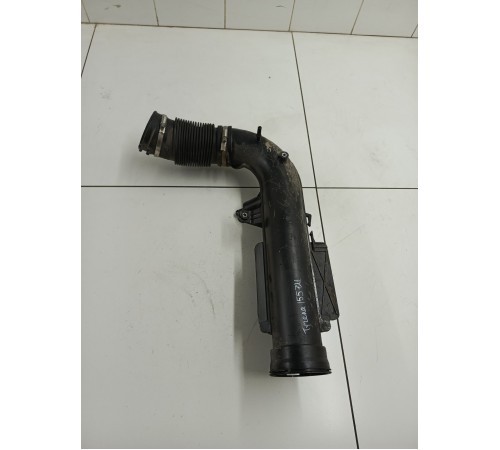 Патрубок воздушного фильтра