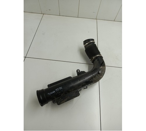 Патрубок воздушного фильтра