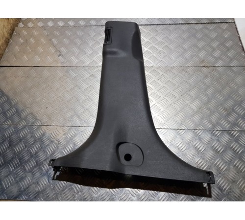 Обшивка салона лев.