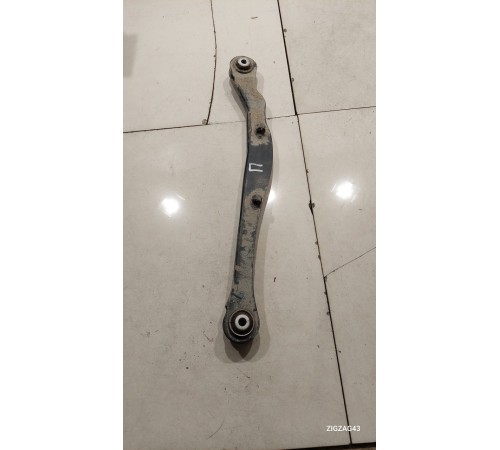Рычаг подвески(задний правый)
