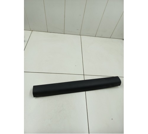 Обшивка крышки багажника